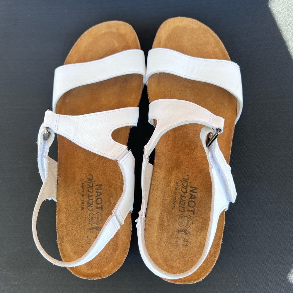 Naot White Tan  Sandals size 41 - Picture 4 of 6
